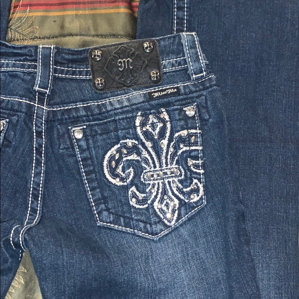 Miss me boot cut size 27